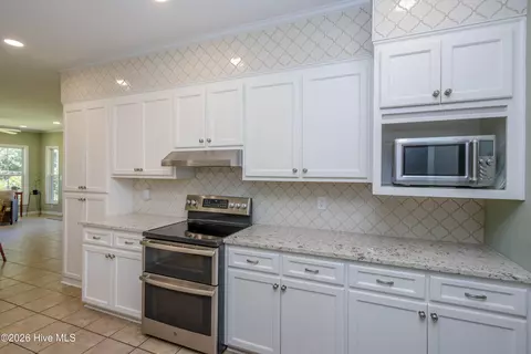 Kitchen - 4121 Fox Brush Dr, Evans, GA 30809 photo 8 of 8