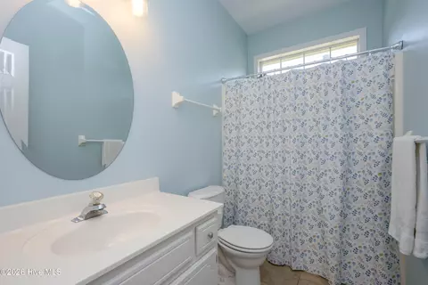 Bath - 4121 Fox Brush Dr, Evans, GA 30809 photo 6 of 7