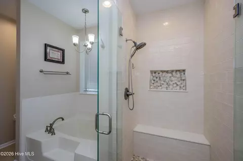 Bath - 4121 Fox Brush Dr, Evans, GA 30809 photo 4 of 7