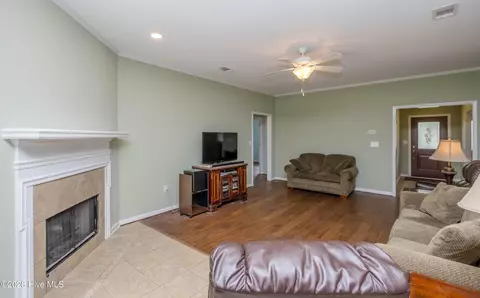 Living - 4121 Fox Brush Dr, Evans, GA 30809 photo 5 of 5