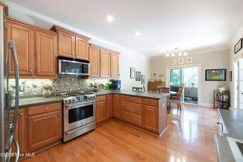 Kitchen - 46 Whitehaven Dr, Pinehurst, NC 28374 photo 5 of 5