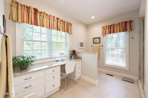 Bath - 46 Whitehaven Dr, Pinehurst, NC 28374 photo 3 of 11
