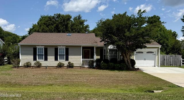 119 E Ivybridge Dr, Hubert, NC 28539