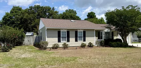 119 E Ivybridge Dr, Hubert, NC 28539 photo 3