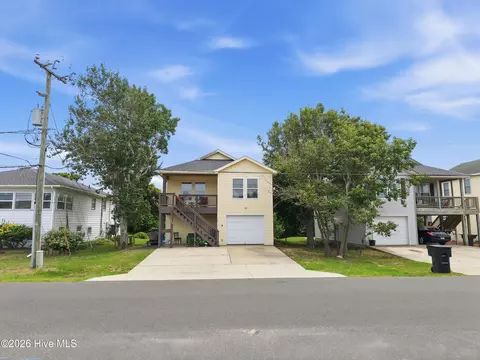 Exterior - 309 W Durham St, Kill Devil Hills, NC 27948 photo 9 of 13