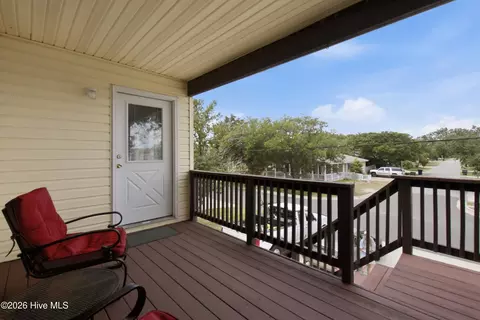 Exterior - 309 W Durham St, Kill Devil Hills, NC 27948 photo 2 of 13