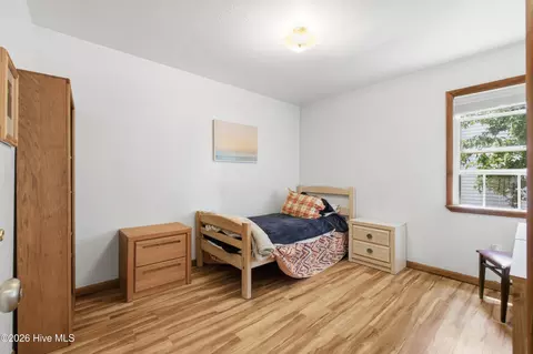 Bedroom - 309 W Durham St, Kill Devil Hills, NC 27948 photo 10 of 11