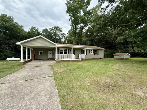 7543 Aycocks Crossing Rd, Lucama, NC 27851