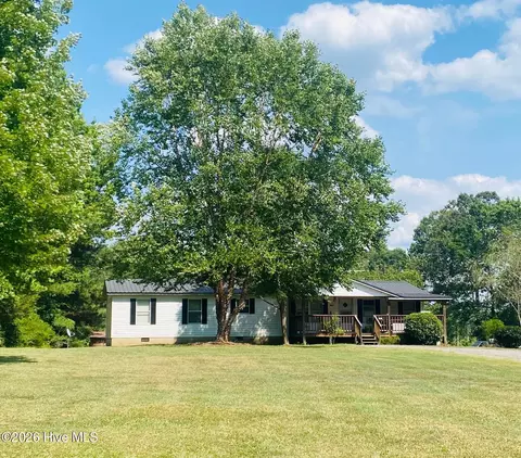 2537 Alton Rd, Eagle Springs, NC 27242