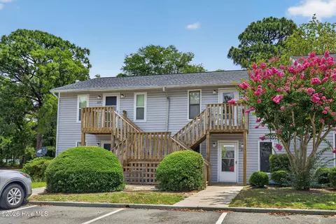 2521 Flint Dr, Wilmington, NC 28401