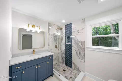 Bath - 3428 Ray Owens Rd, Appling, GA 30802 photo 4 of 4