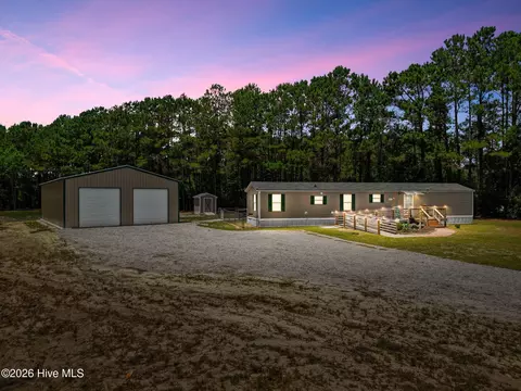 3246 Shell Point Rd SW, Shallotte, NC 28470
