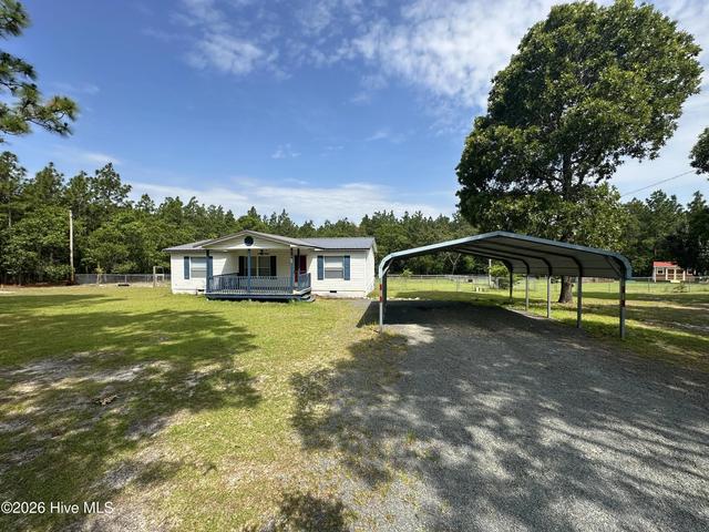 21960 Katawba Dr, Laurel Hill, NC 28351