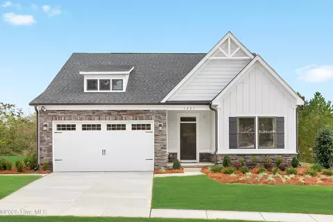 2210 Webfoot Dr NE, Bolivia, NC 28422