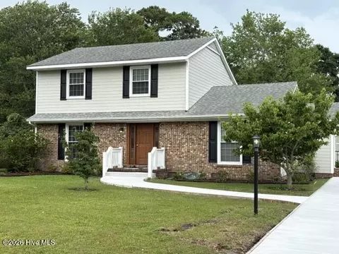 700 Robin Rd, Morehead City, NC 28557