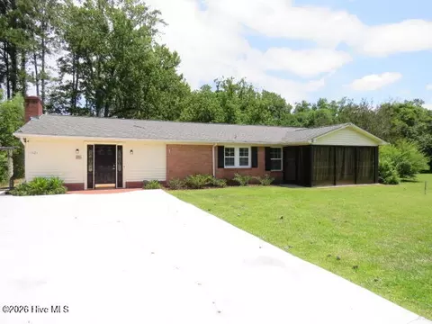 9424 Nc 210 Hwy, Rocky Point, NC 28457