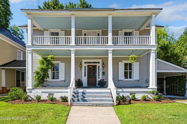 205 W Church St, Edenton, NC 27932