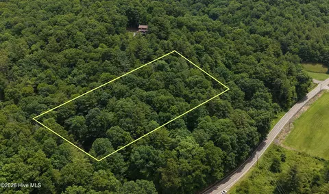 tbd Heritage Oaks Dr, West Jefferson, NC 28694