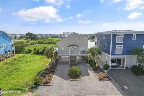 Exterior - 423 Cobia St, Sunset Beach, NC 28468 photo 8 of 8