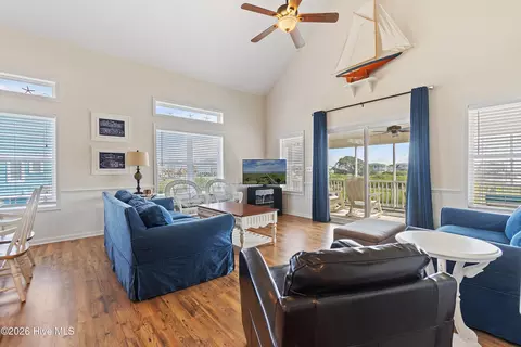 Living - 423 Cobia St, Sunset Beach, NC 28468 photo 4 of 4