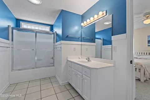 Bath - 423 Cobia St, Sunset Beach, NC 28468 photo 3 of 4