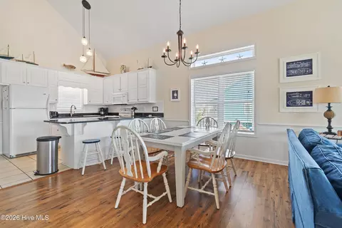 Dining - 423 Cobia St, Sunset Beach, NC 28468 photo 1 of 2