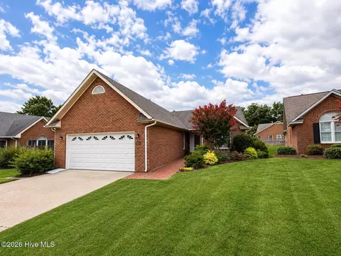 103 Loblolly Cir, Greenville, NC 27858