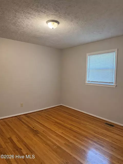 Bedroom - 201 Shaw Rd, Hamlet, NC 28345 photo 1 of 3