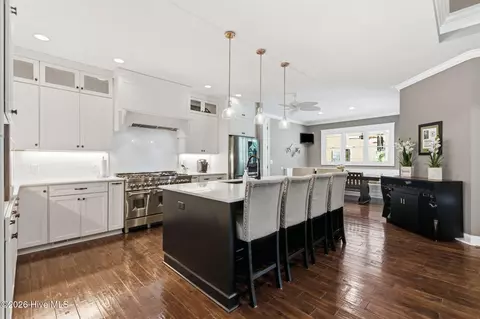 Kitchen - 23 Pinewild Dr, Pinehurst, NC 28374 photo 6 of 7