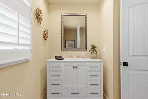 Bath - 23 Pinewild Dr, Pinehurst, NC 28374 photo 11 of 12