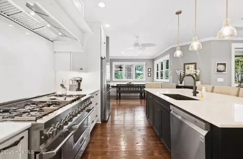 Kitchen - 23 Pinewild Dr, Pinehurst, NC 28374 photo 2 of 7