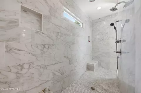 Bath - 23 Pinewild Dr, Pinehurst, NC 28374 photo 6 of 12