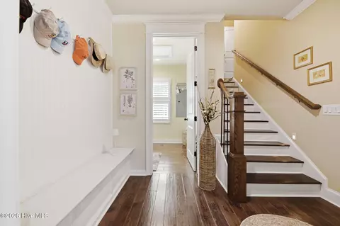 Entry Way - 23 Pinewild Dr, Pinehurst, NC 28374 photo 3 of 3