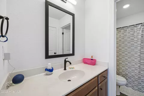 Bath - 306 Ryker Rd E, Moyock, NC 27958 photo 3 of 4