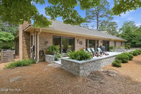 Exterior - 160 Fairway Dr, Pinehurst, NC 28374 photo 12 of 17