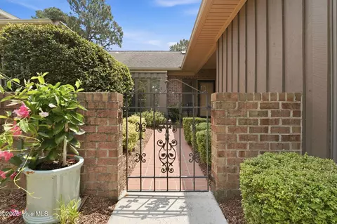 Exterior - 160 Fairway Dr, Pinehurst, NC 28374 photo 4 of 17