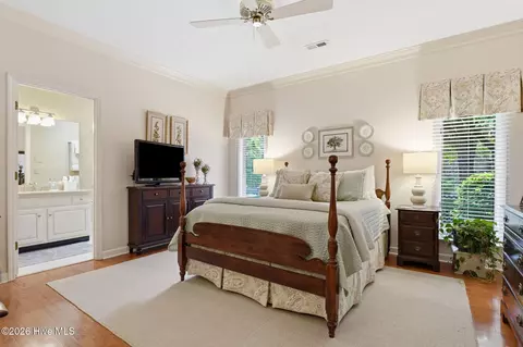 Bedroom - 160 Fairway Dr, Pinehurst, NC 28374 photo 3 of 4