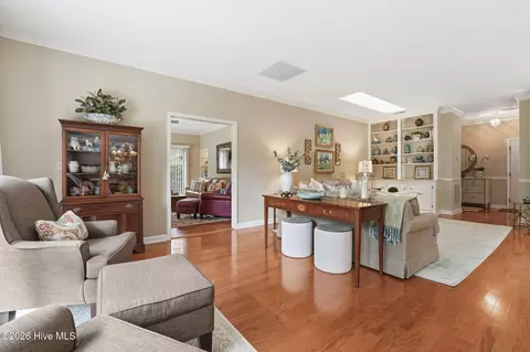 Living - 160 Fairway Dr, Pinehurst, NC 28374 photo 3 of 5