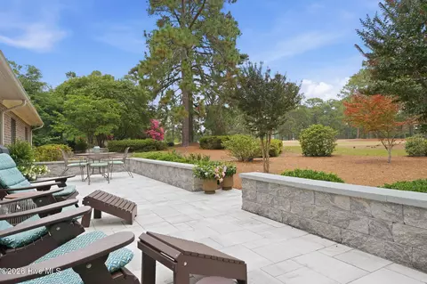 Exterior - 160 Fairway Dr, Pinehurst, NC 28374 photo 14 of 17