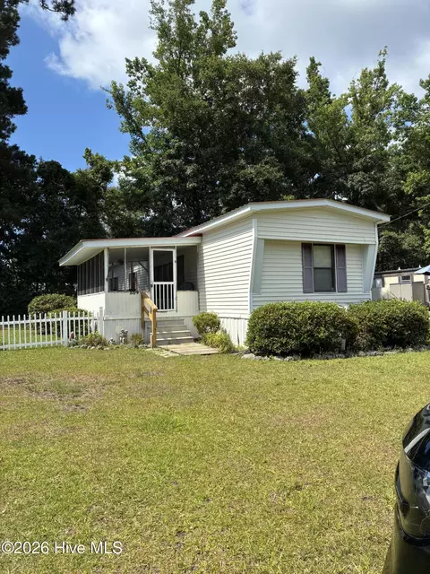 2279 Camelia Dr SW, Supply, NC 28462