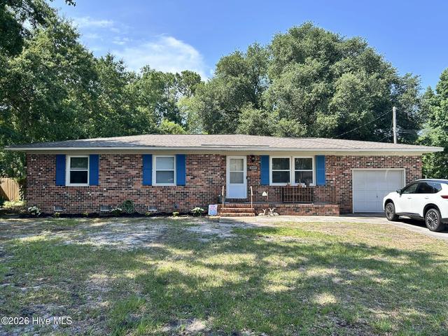 549 Mohican Trl, Wilmington, NC 28409