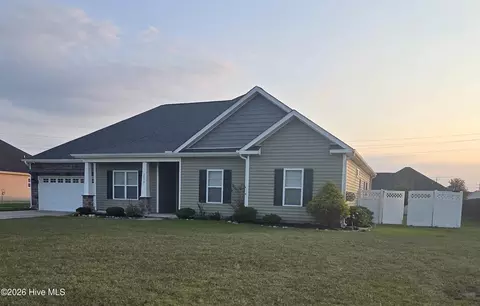 2850 Connet St, Winterville, NC 28590