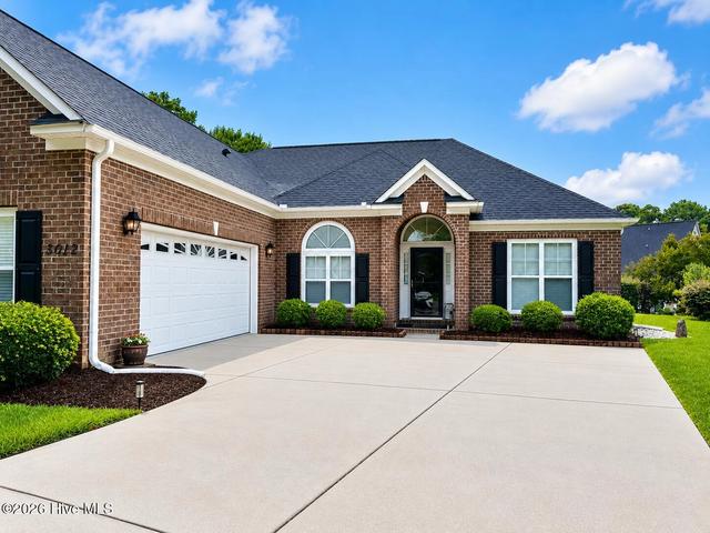 5012 Bowline Ct, Southport, NC 28461