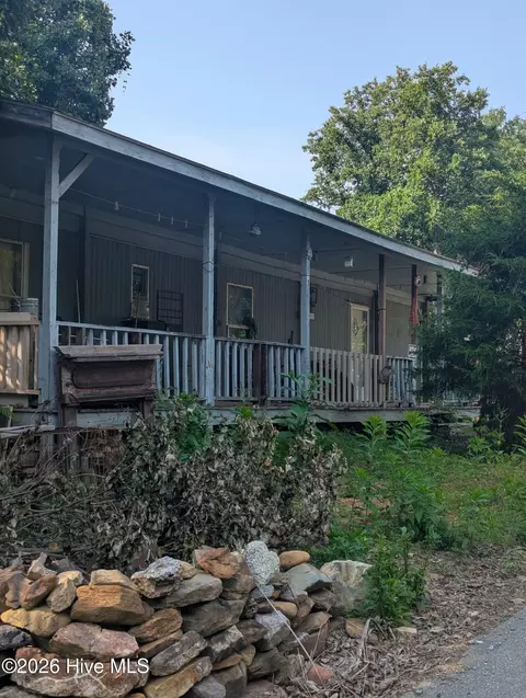 93 Sunrise St, Murphy, NC 28906 photo 2