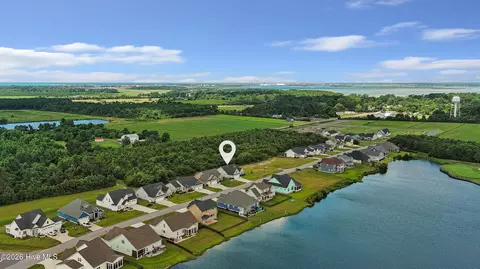 413 Taylorwood Dr, Beaufort, NC 28516