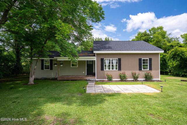 341 N Humphrey Rd, Jacksonville, NC 28546