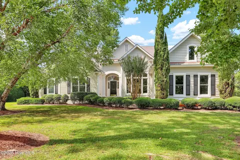1618 Pembroke Jones Dr, Wilmington, NC 28405