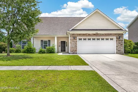 158 Moonstone Ct, Jacksonville, NC 28546