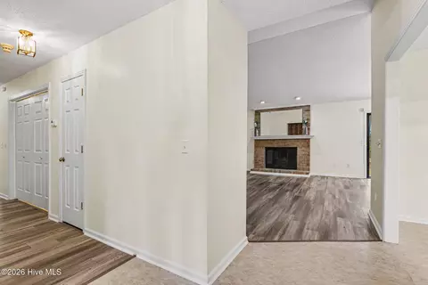 Entry Way - 1555 Longleaf Dr E, Pinehurst, NC 28374 photo 2 of 3