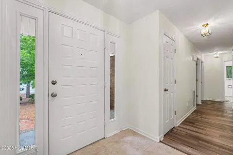 Entry Way - 1555 Longleaf Dr E, Pinehurst, NC 28374 photo 1 of 3